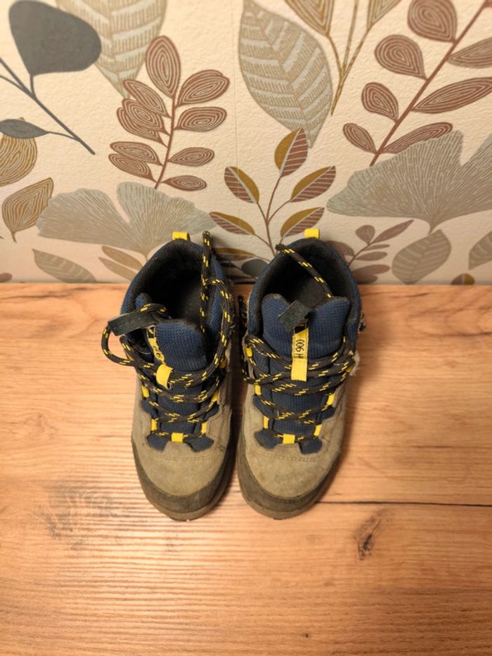 Chaussures de randonnée 29 - photo numéro 3