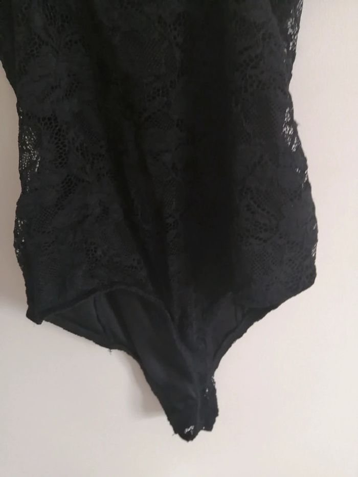 Bodie dentelle S - photo numéro 4