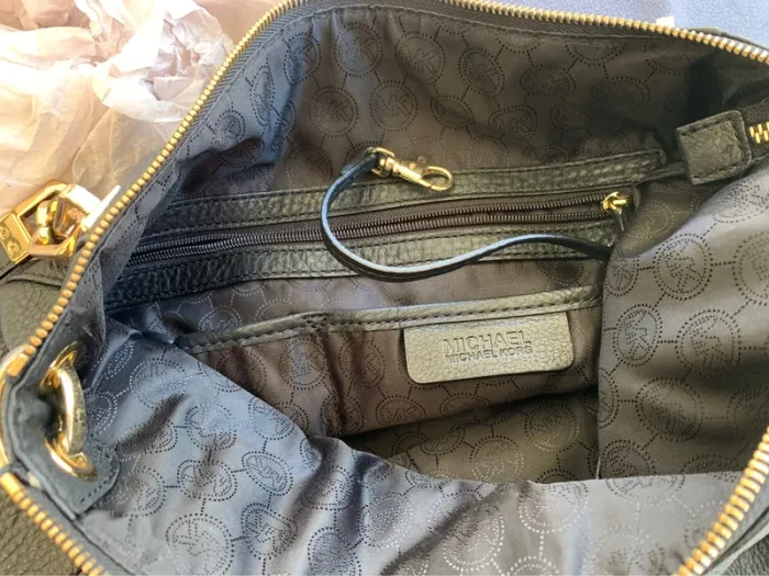 Sac en cuir Michael Kors - photo numéro 19