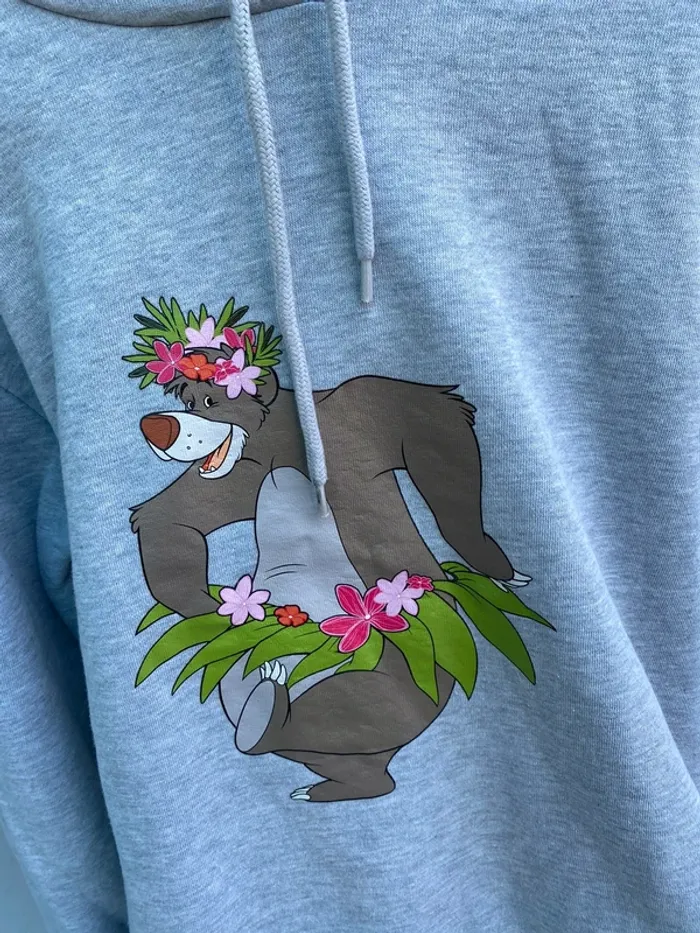Sweat  capuche Disney taille s - photo numéro 2