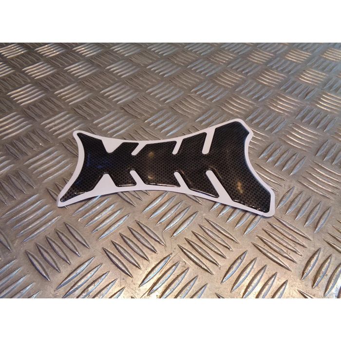 autocollant adhesif carbone protege reservoir essence moto sticker protection rayures - photo numéro 2