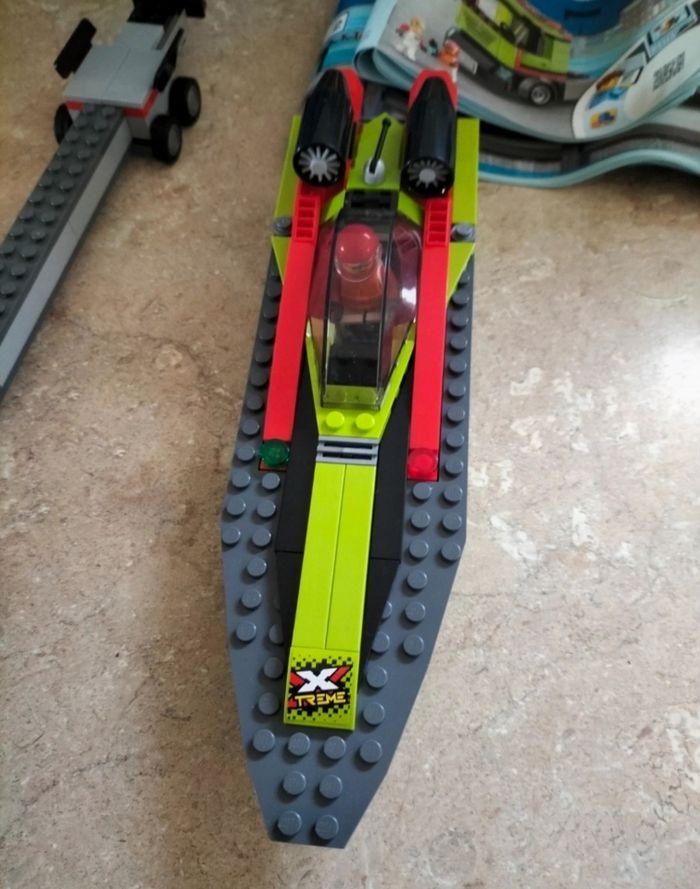 Lego 60254 🧡 Le transport du bateau de course - photo numéro 8