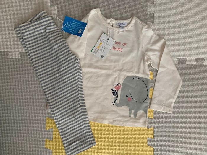 Ensemble tee-shirt legging