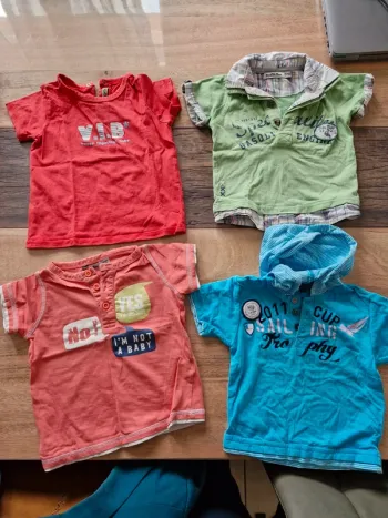 Lot 4 t-shirt 18 mois
