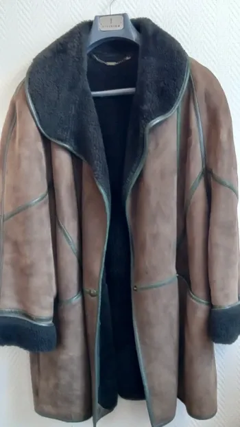 Manteau en cuir et daim homme ou femme taille 40
