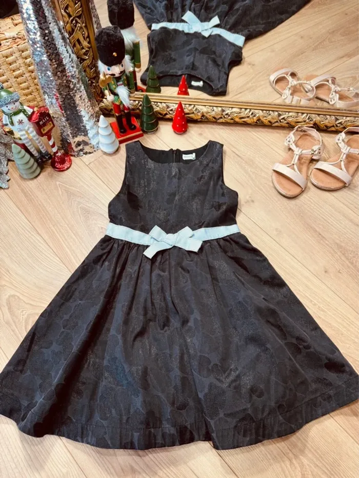 Taille 8 ans robe fête fille Orchestra noire * cœurs * 🎄 - photo numéro 1