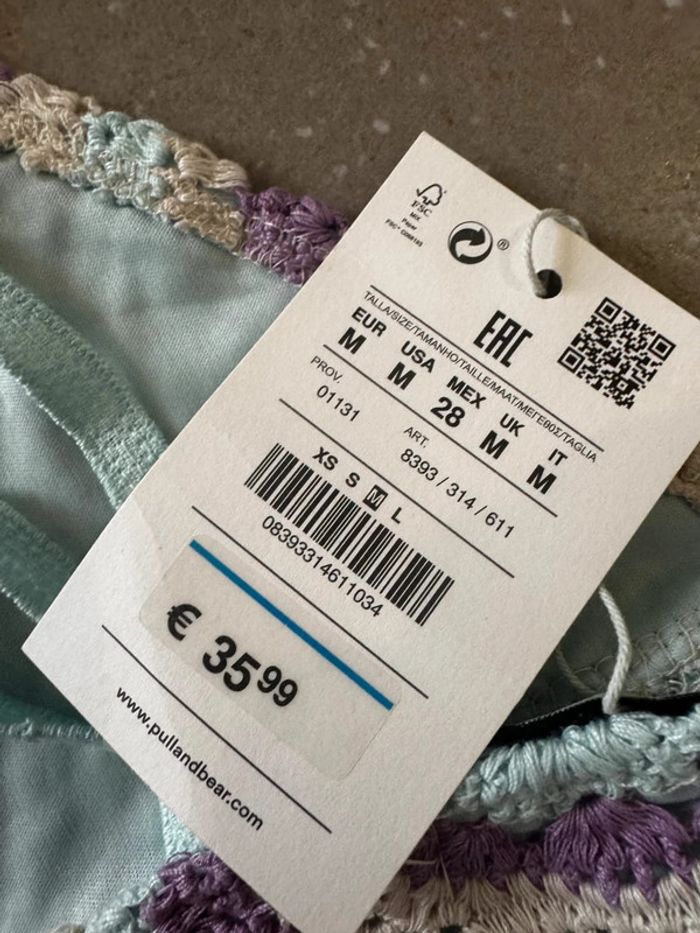 Robe multicolore Pull & Bear, neuf avec étiquette, taille M valeur 36€ - photo numéro 3