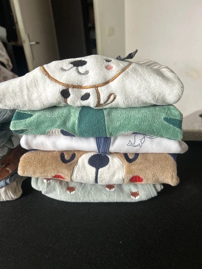 Lot vêtement bébé