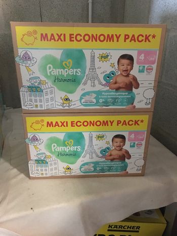 168 couches Pampers harmonie taille 4