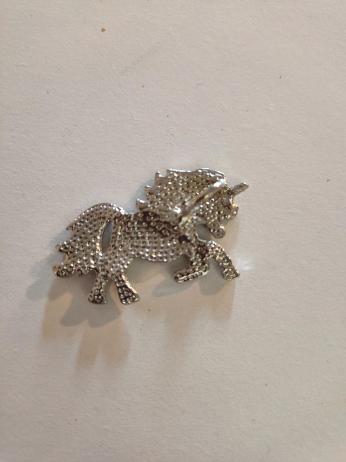 Pendentif licorne - photo numéro 3