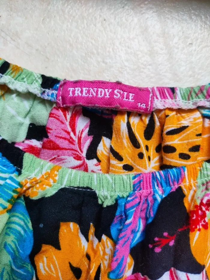 Combinaison short colorée thème fleurs 14 ans - photo numéro 2