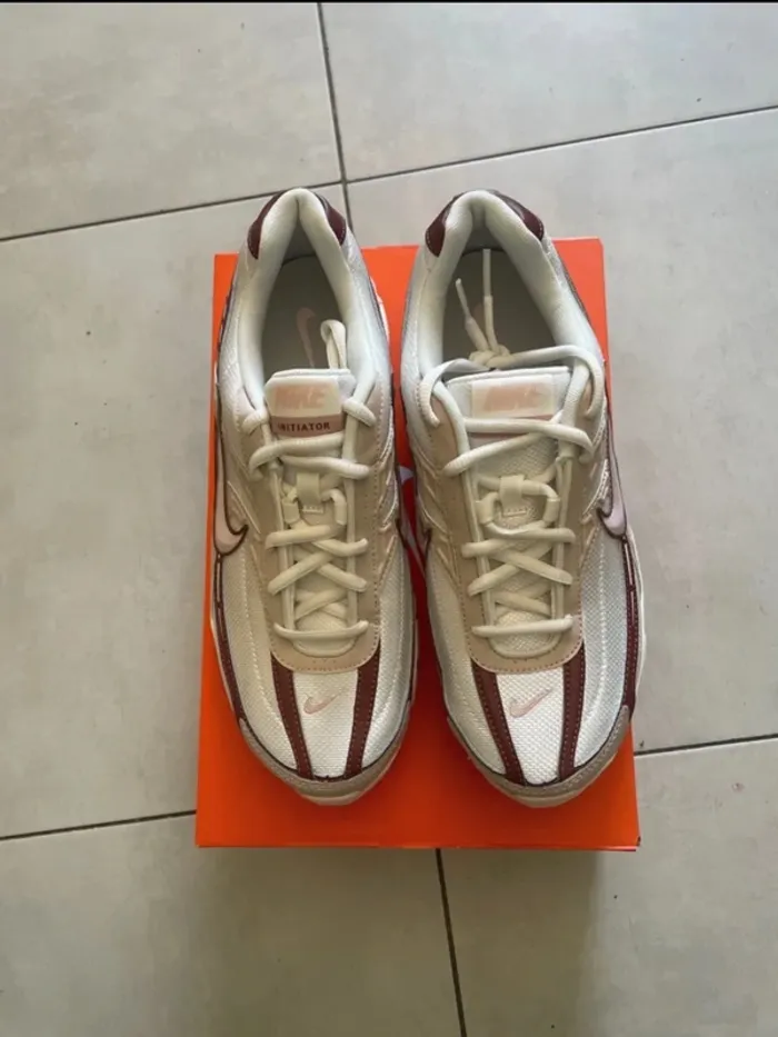 Nike Initiator “Rose” 39 neuves - photo numéro 4