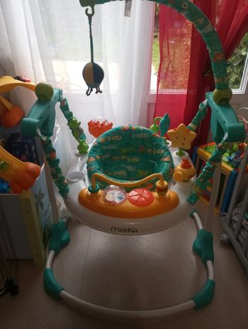 sauteur bébé