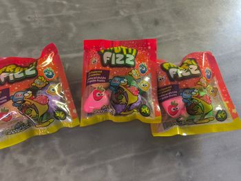 Lot de 3 frutti fizz date courtes