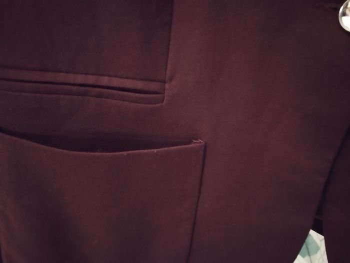 Belle veste bordeaux - photo numéro 4