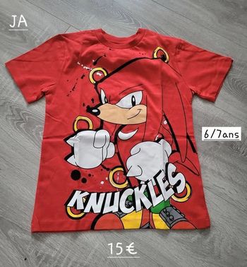 T-shirt Knuckels