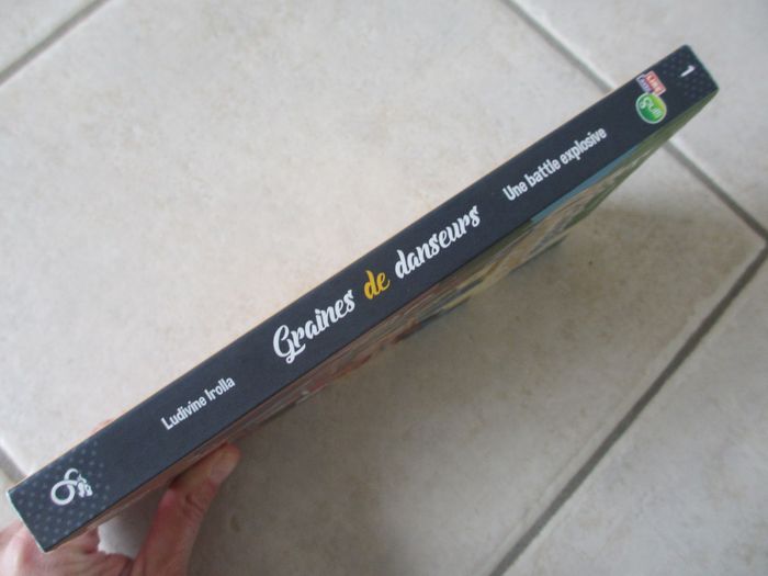 Livre enfant Graines de Danseurs - Tome 1 « Une battle explosive » - photo numéro 3