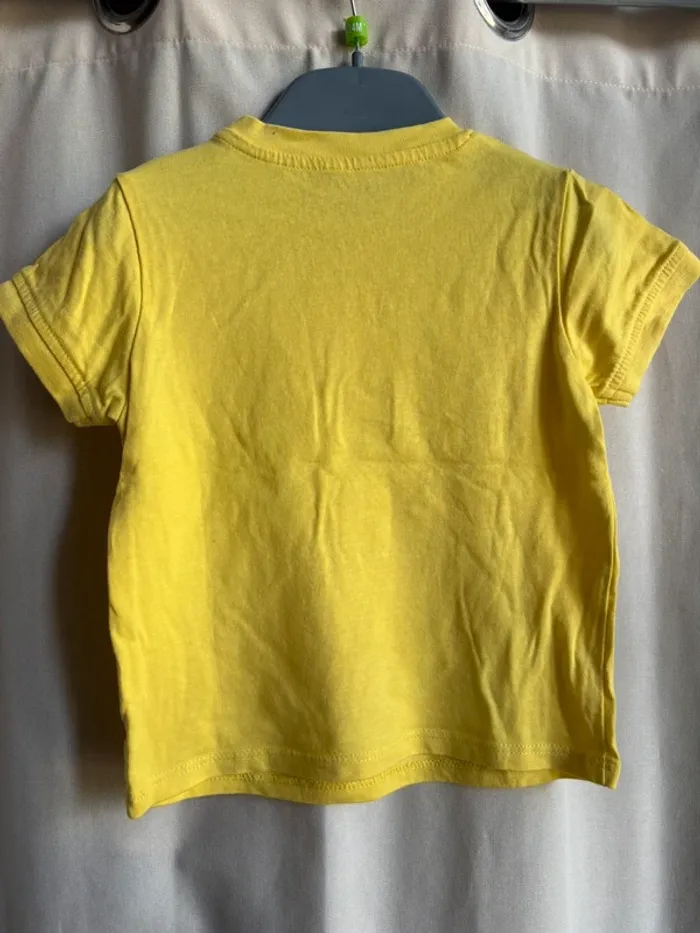 T-shirt 👕 12 mois - photo numéro 3