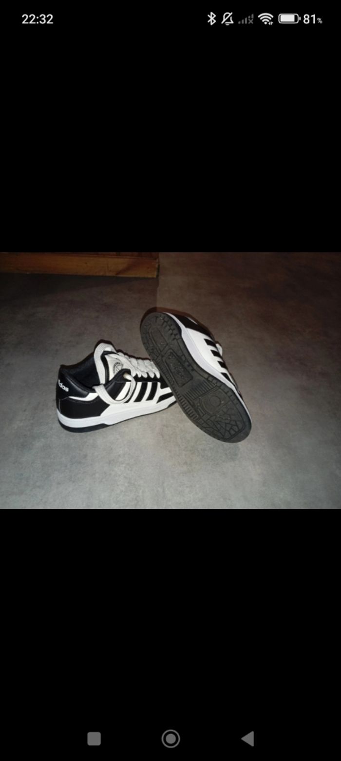 basket adidas 38 2/3 blanche et noir - photo numéro 3