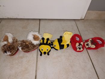 Lot chaussons bébé mixte