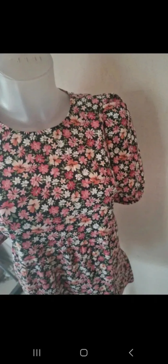 Robe fleurie 🌸 été stradivarius taille 36 /s - photo numéro 4