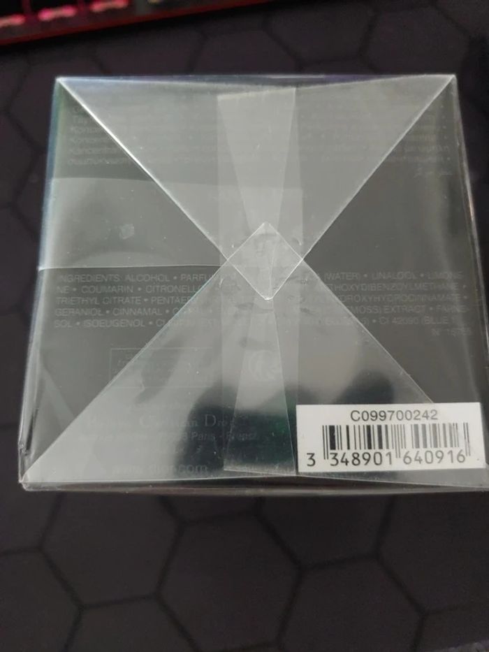 Neuf avec étiquette Dior - photo numéro 3