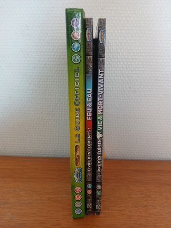 Lot livres skylanders