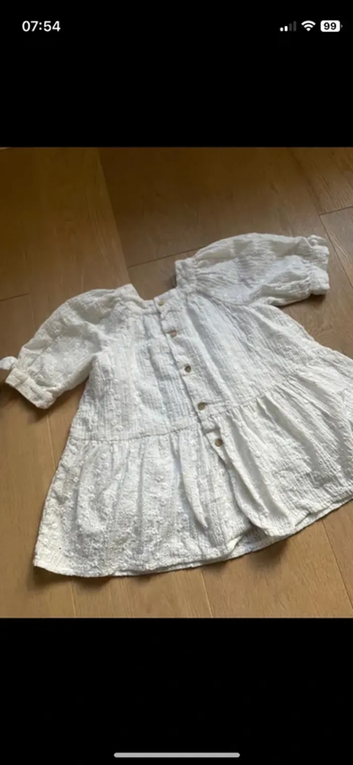 Robe blanche zara broderie anglaise 3-4 ans 104cm - photo numéro 3
