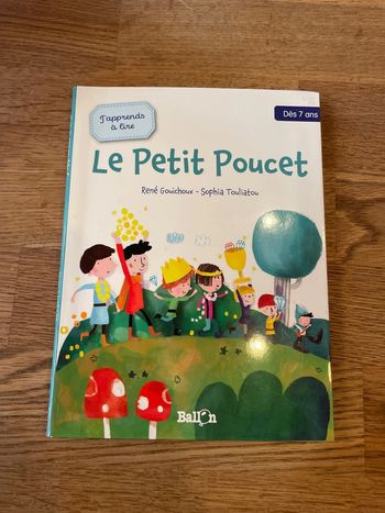 Livre J’apprends à lire Le petit Poucet