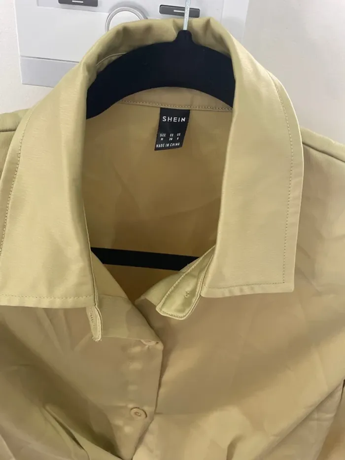 Chemise satin crop top - photo numéro 2