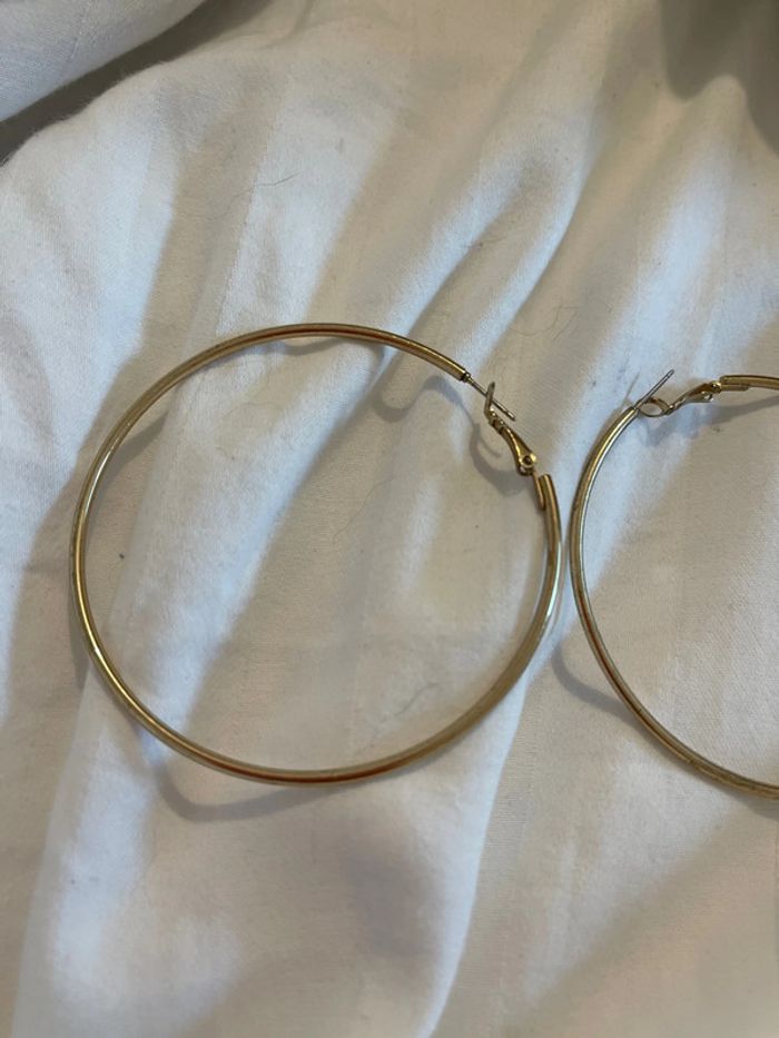 Anneaux boucles d oreille couleur or - photo numéro 2