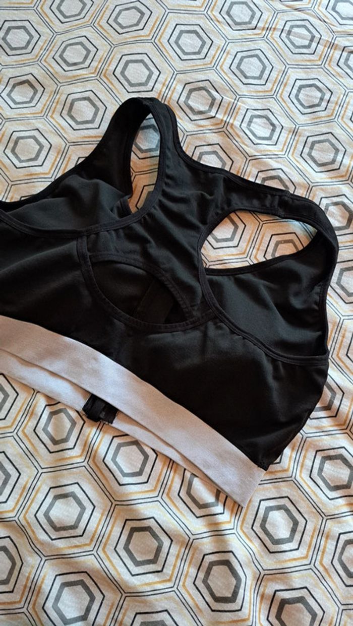 Brassière sport noire et grise - photo numéro 4