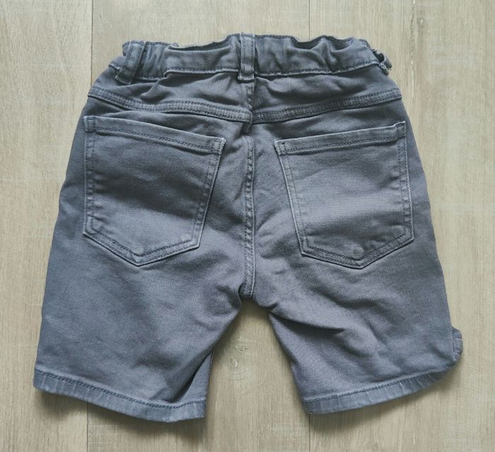Short jeans gris 5 ans - photo numéro 2