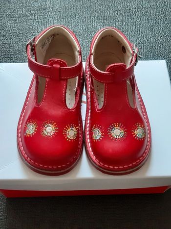 Chaussures en cuir T22