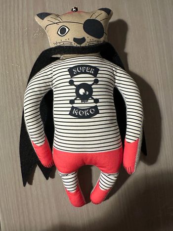 Doudou super Héros Lili Moko