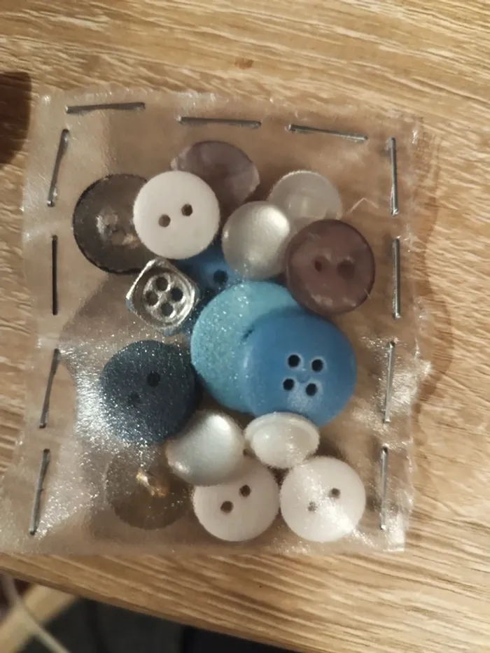 Lot de boutons - photo numéro 2