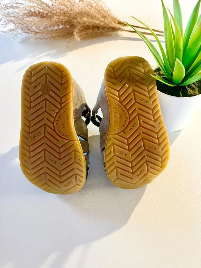 Sandalette marque Bellamy grises taille 16 - photo numéro 8