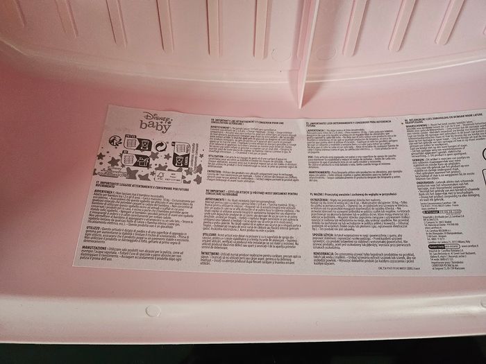 Marche pied neuf  Disney - photo numéro 4