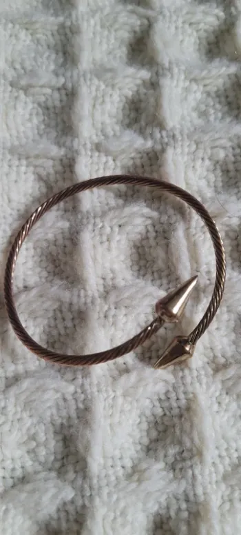 Bracelet à pics