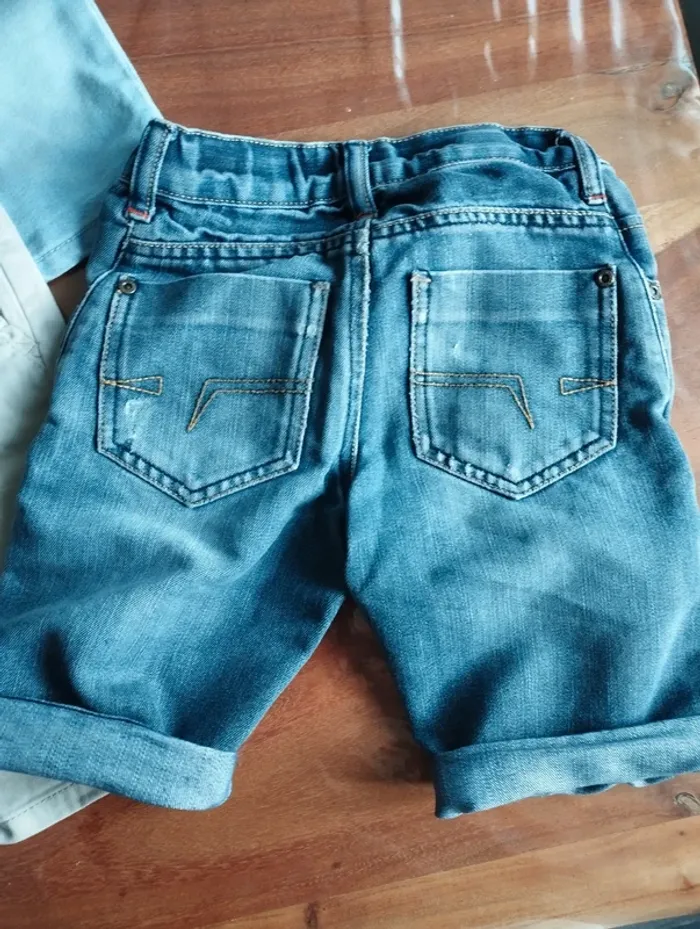 Lot garçon shorts et veste 6 ans - photo numéro 5