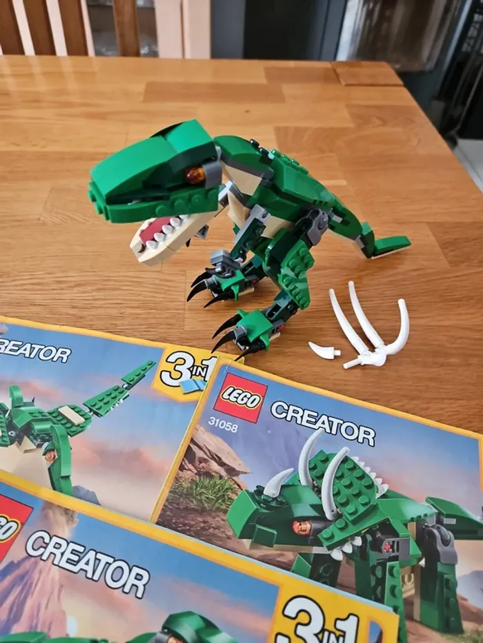 Lego dinosaure - photo numéro 2