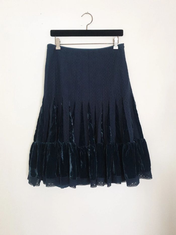 Jupe mi longue velours et broderie anglaise