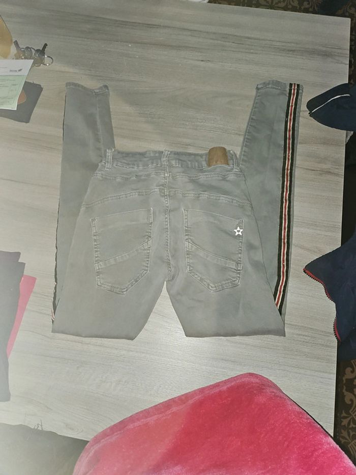 Jean stretch femme - photo numéro 3