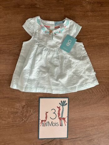 Jolie blouse obaïbi neuve