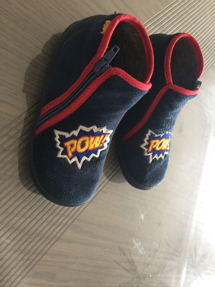 Pantoufles Garçon bopy taille 26 - photo numéro 2