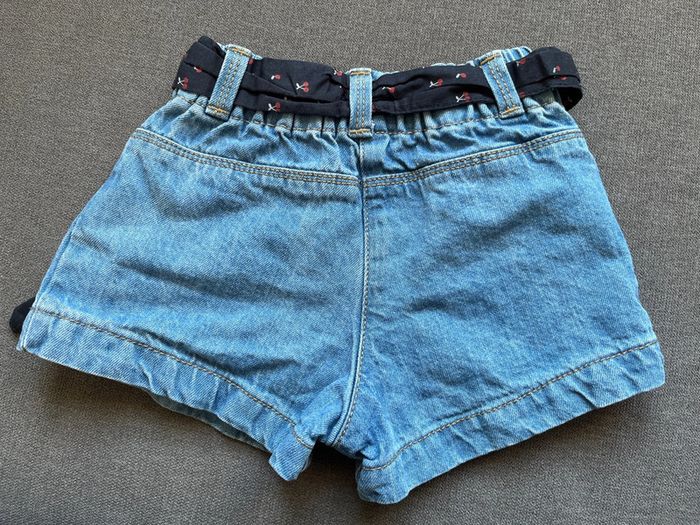 Short en jean Kiabi 6 mois - photo numéro 5