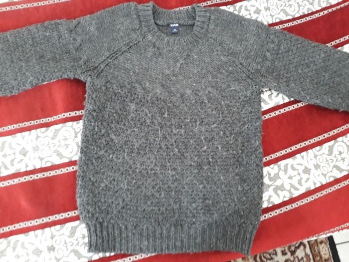 Pull en laine taille 6 ans