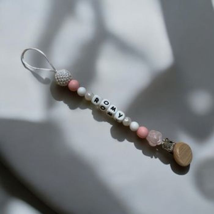 Attache tétine personnalisé