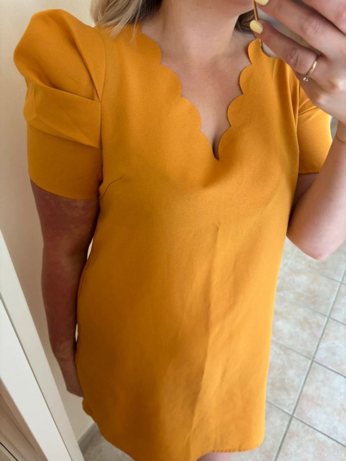 Robe moutarde - Femme - 38/M - photo numéro 2