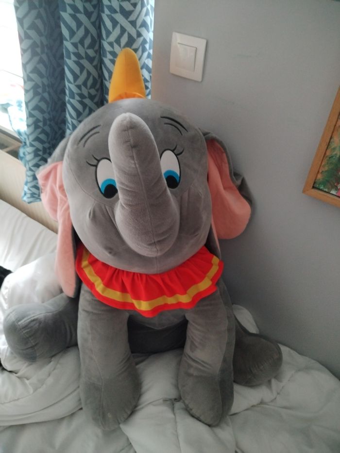 Grand peluche Dumbo